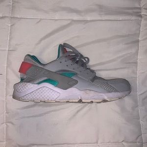 Nike Air Huarache Run “Watermelon”